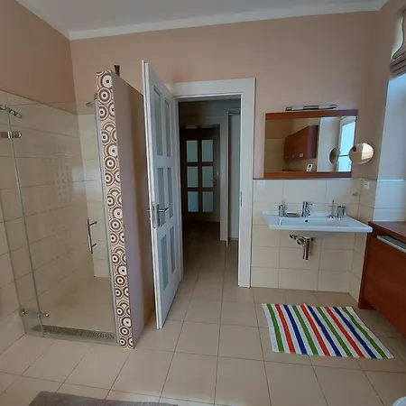 Apartment V Prvorepublikove Vile